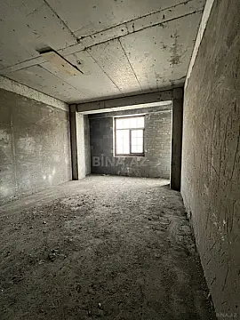 Satılır 4 otaqlı mənzil 173 m²