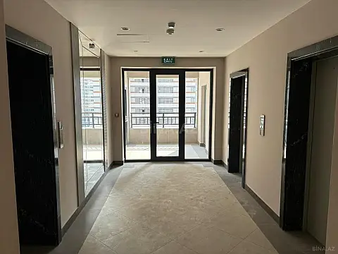 Satılır 3 otaqlı mənzil 157 m²