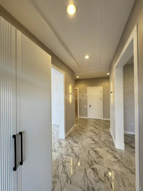 Satılır 4 otaqlı həyət evi 180 m²