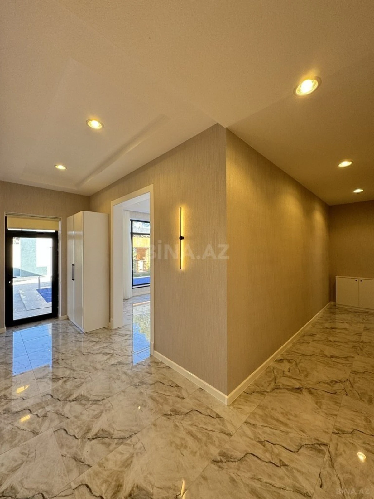 Satılır 4 otaqlı həyət evi 180 m²