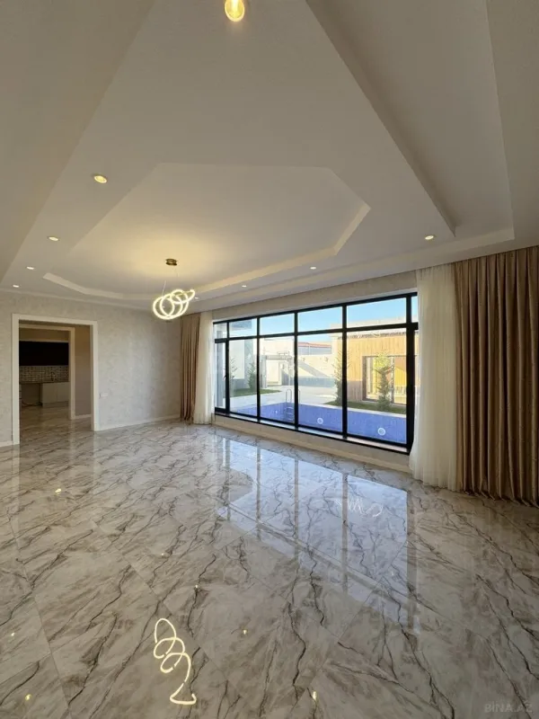 Satılır 4 otaqlı həyət evi 180 m²