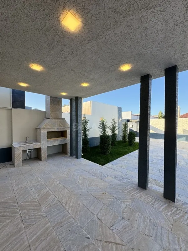 Satılır 4 otaqlı həyət evi 180 m²