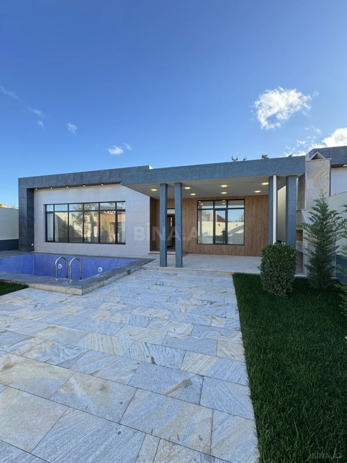 Satılır 4 otaqlı həyət evi 180 m²