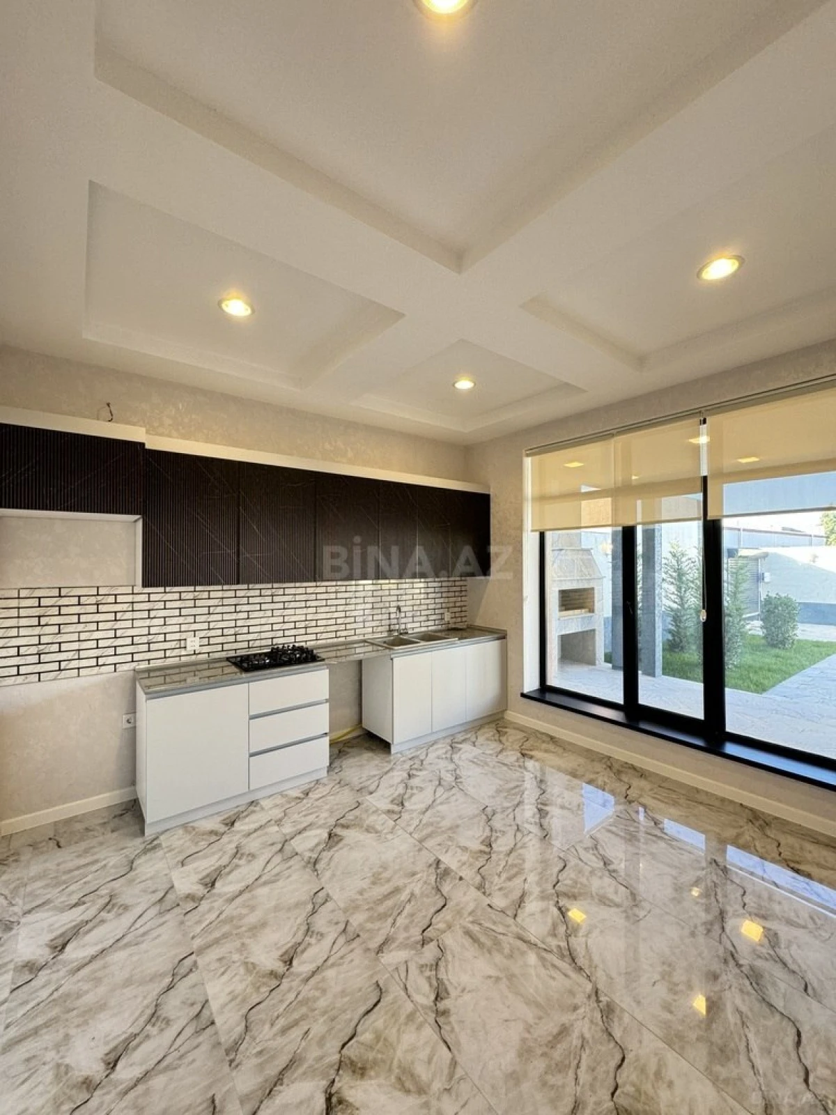 Satılır 4 otaqlı həyət evi 180 m²