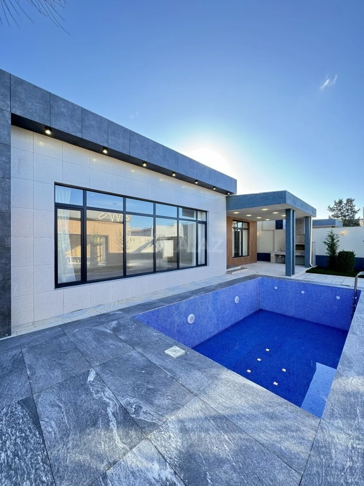 Satılır 4 otaqlı həyət evi 180 m²