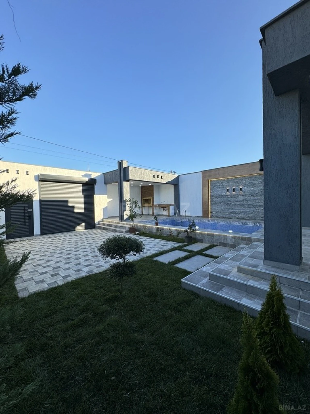 Satılır 4 otaqlı həyət evi 155 m²