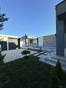 Satılır 4 otaqlı həyət evi 155 m²