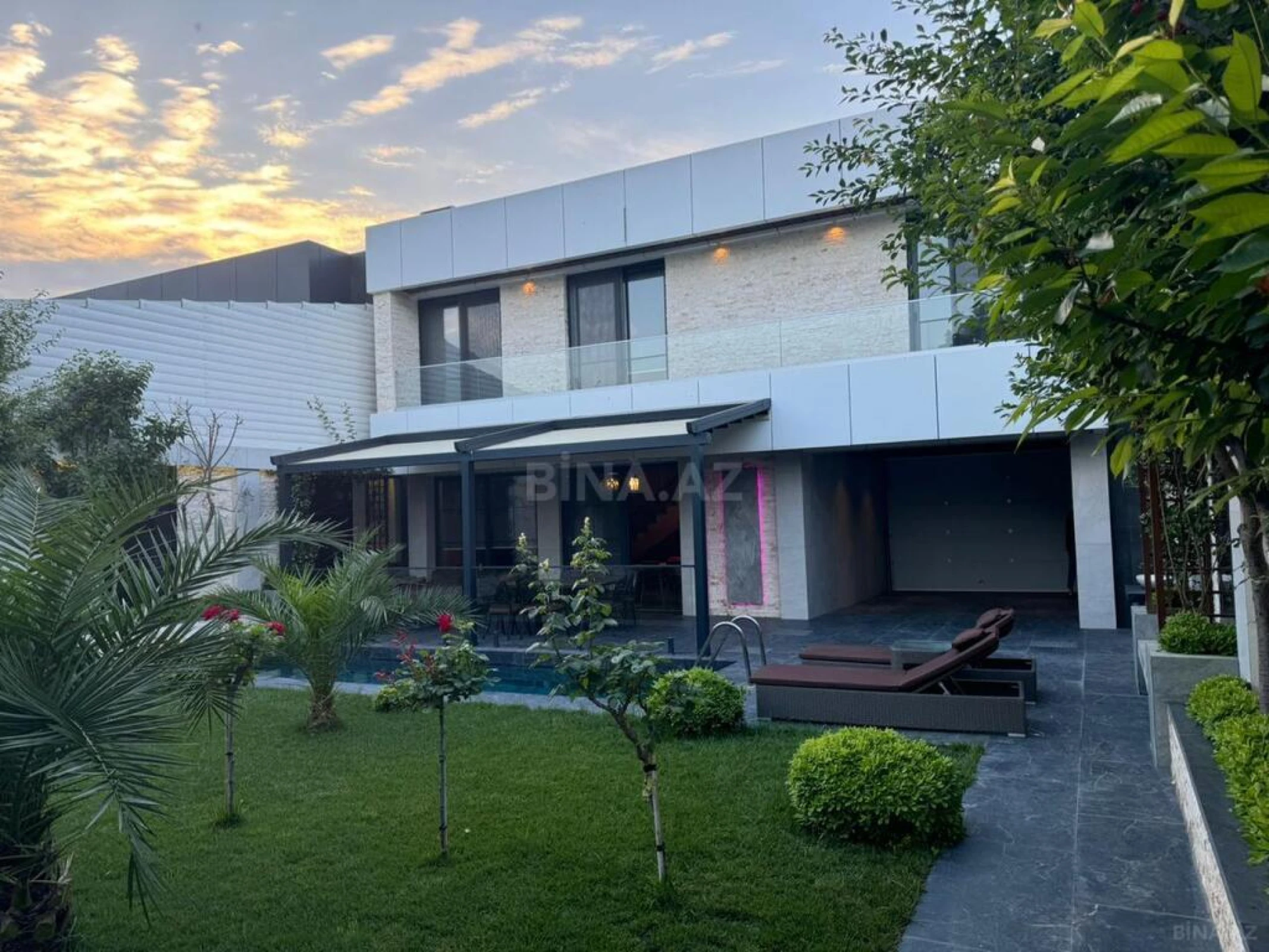 Kirayə verilir 4 otaqlı həyət evi 300 m²