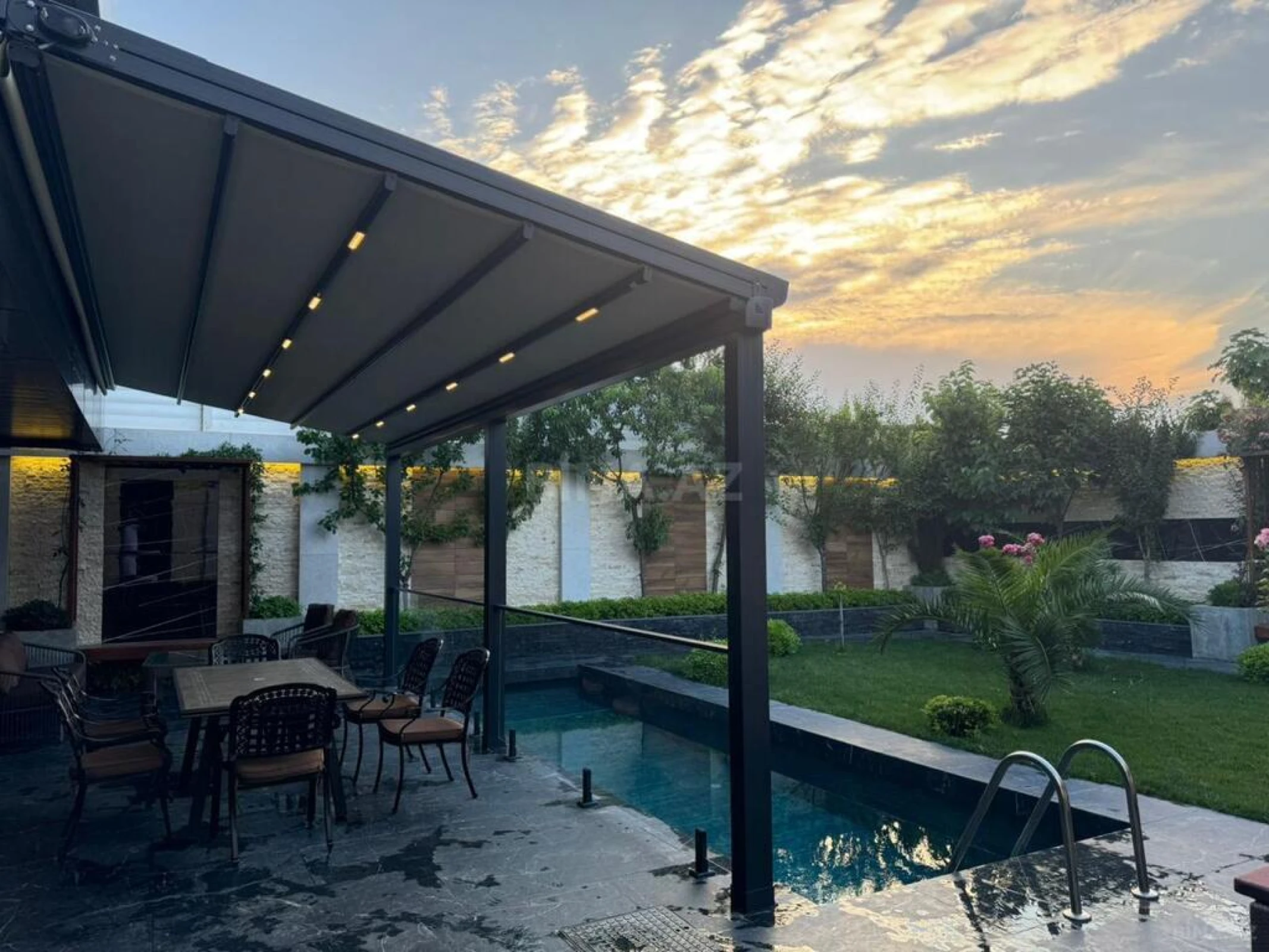 Kirayə verilir 4 otaqlı həyət evi 300 m²