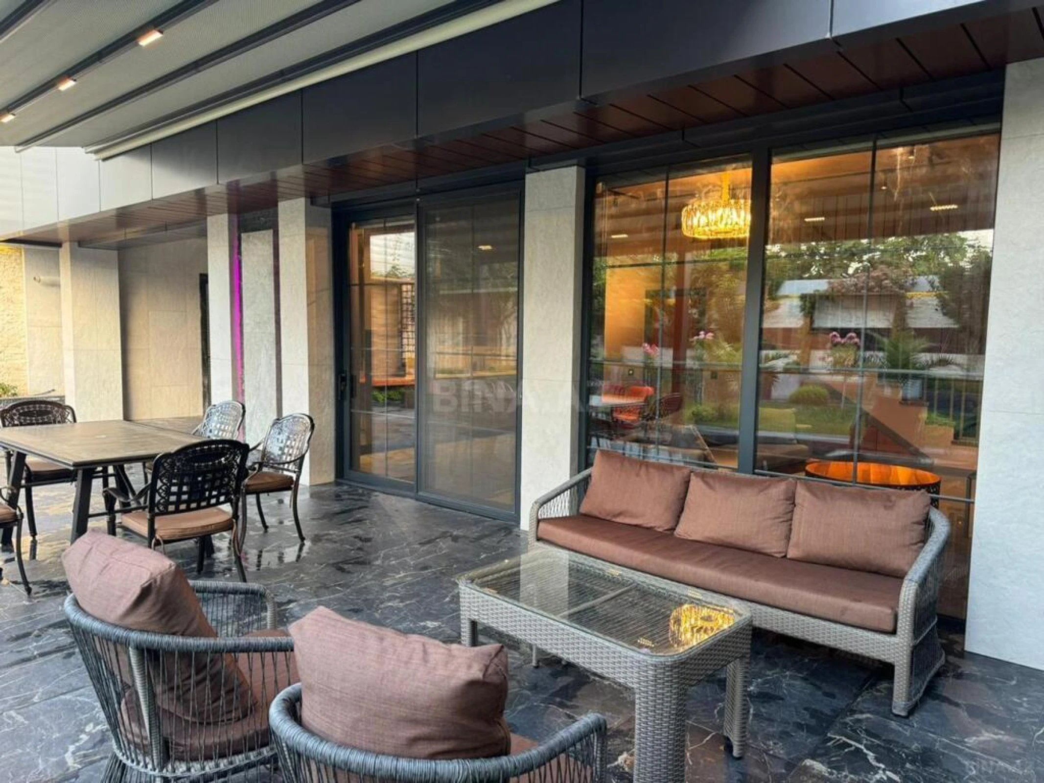 Kirayə verilir 4 otaqlı həyət evi 300 m²