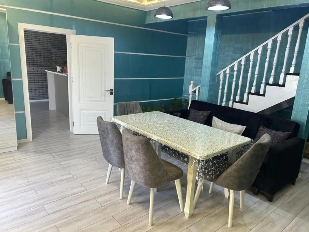 Kirayə verilir 5 otaqlı həyət evi 150 m²