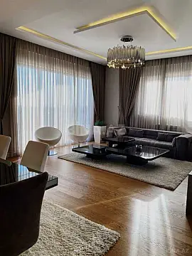 Kirayə verilir 4 otaqlı mənzil 190 m²