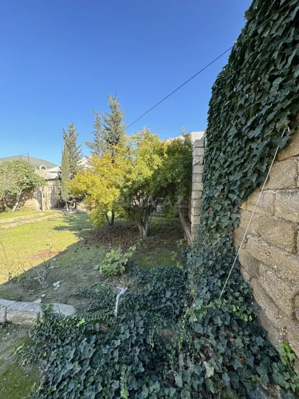 Satılır 5 otaqlı həyət evi 160 m²