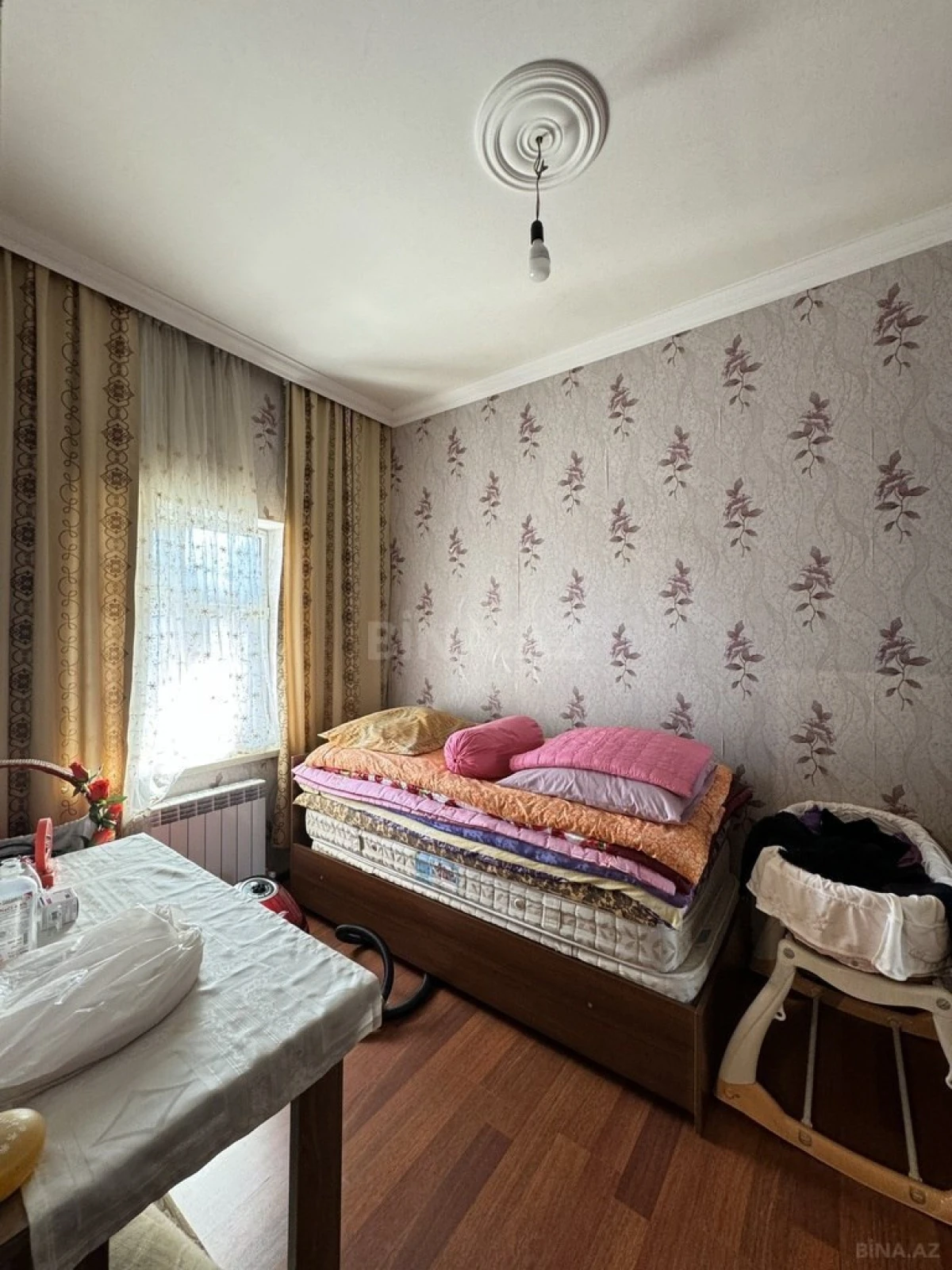 Satılır 5 otaqlı həyət evi 160 m²