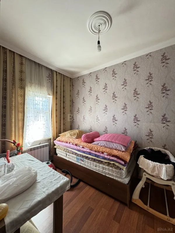 Satılır 5 otaqlı həyət evi 160 m²