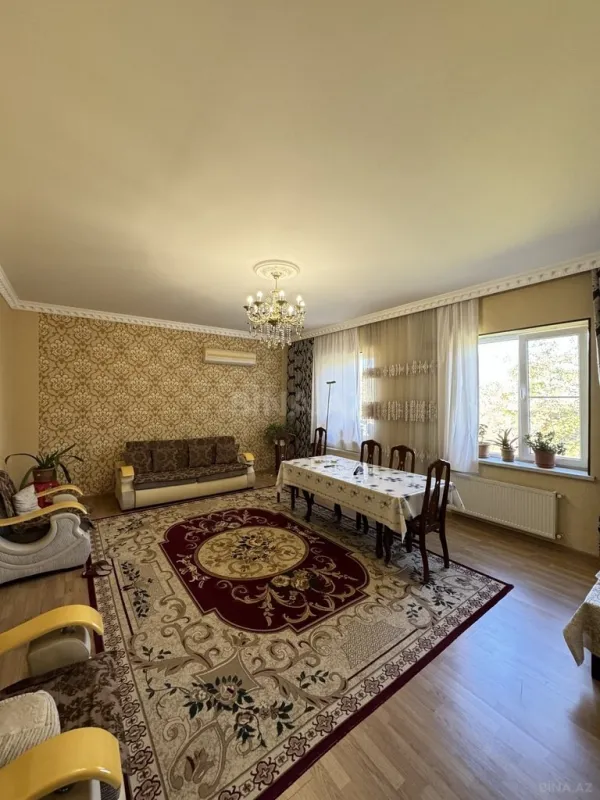 Satılır 5 otaqlı həyət evi 160 m²