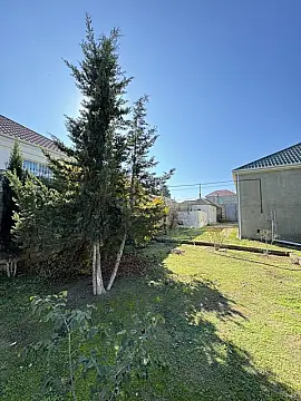 Satılır 5 otaqlı həyət evi 160 m²