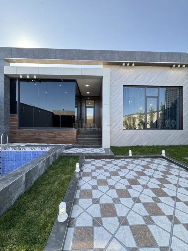 Satılır 5 otaqlı həyət evi 250 m²