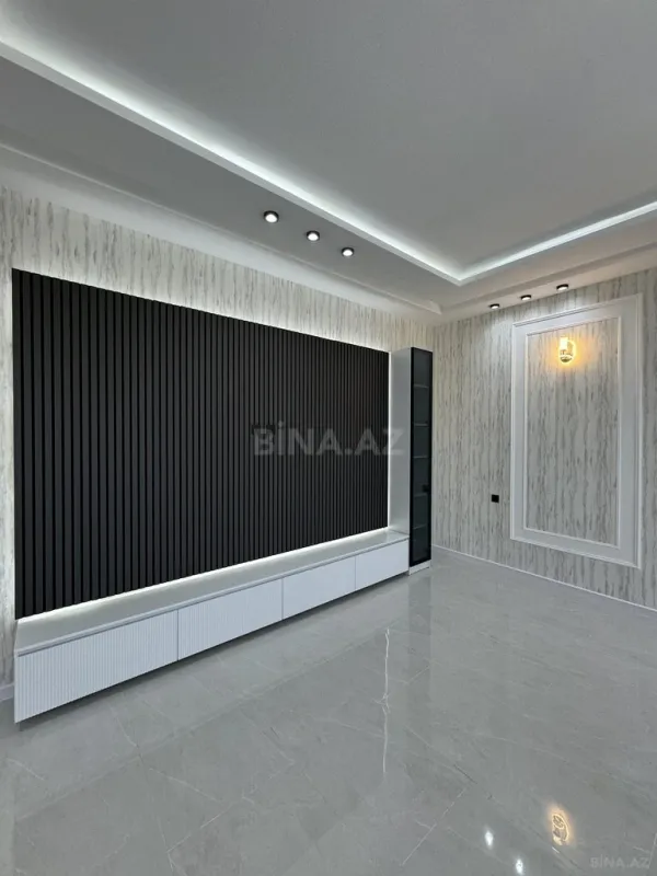 Satılır 5 otaqlı həyət evi 250 m²