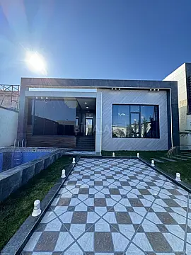 Satılır 5 otaqlı həyət evi 250 m²