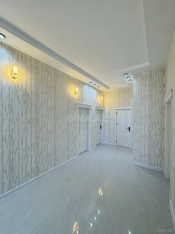 Satılır 5 otaqlı həyət evi 250 m²