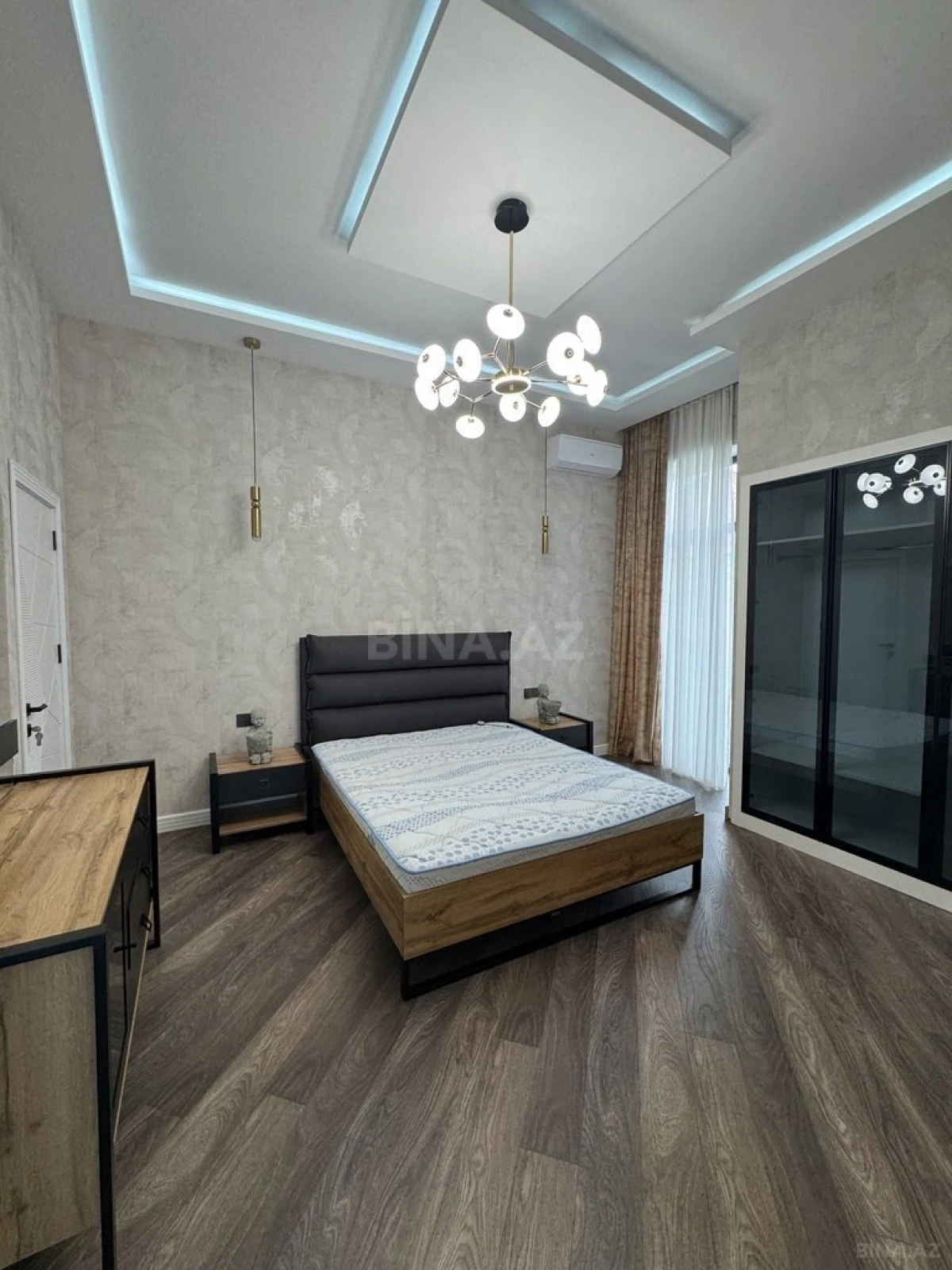 Satılır 4 otaqlı həyət evi 170 m²
