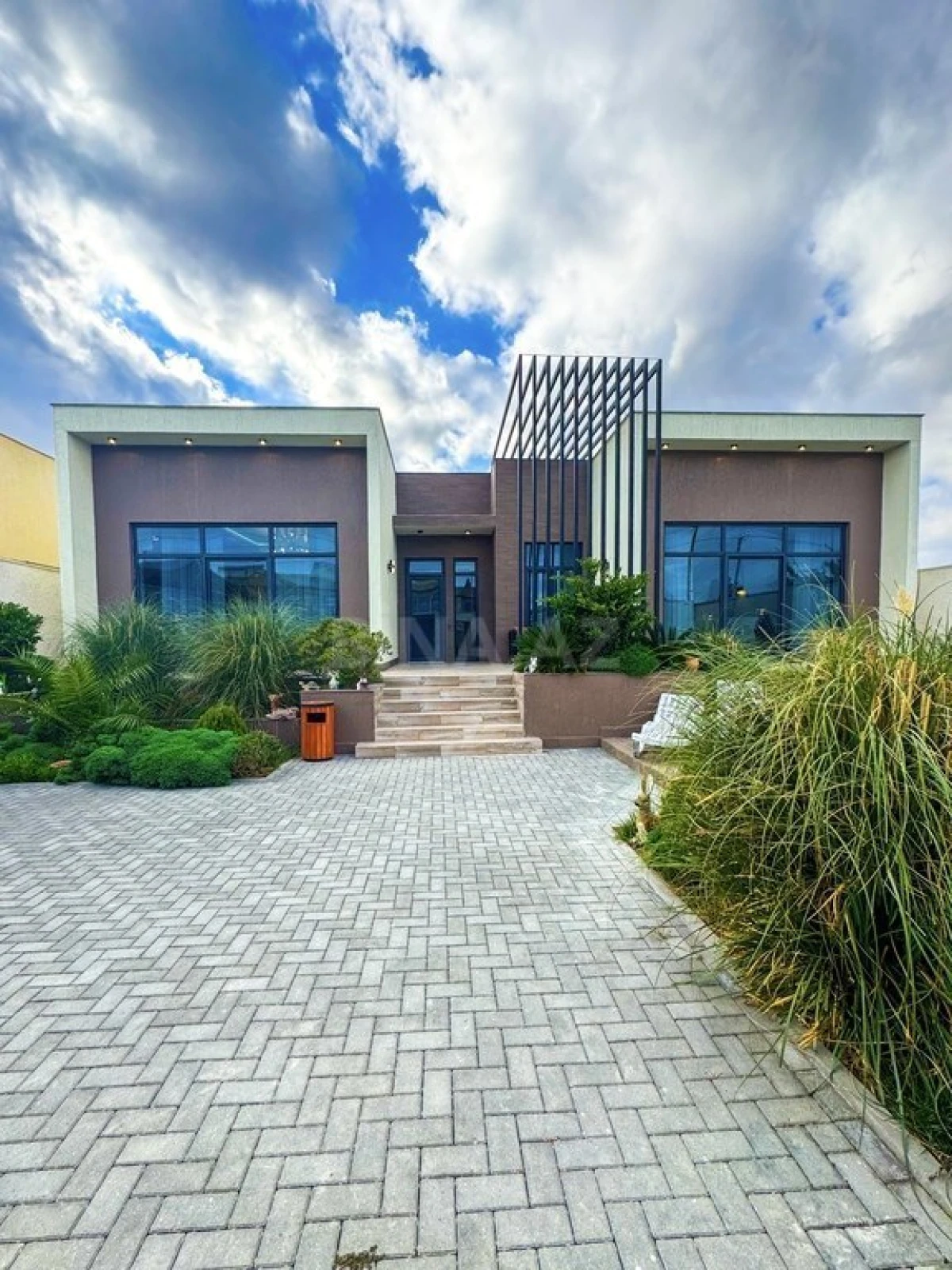 Satılır 4 otaqlı həyət evi 170 m²