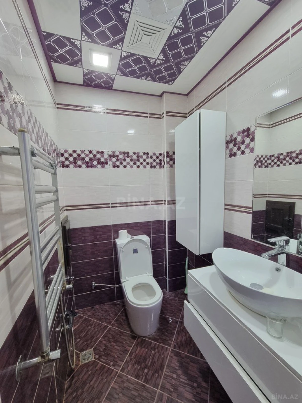 Satılır 3 otaqlı mənzil 143 m²