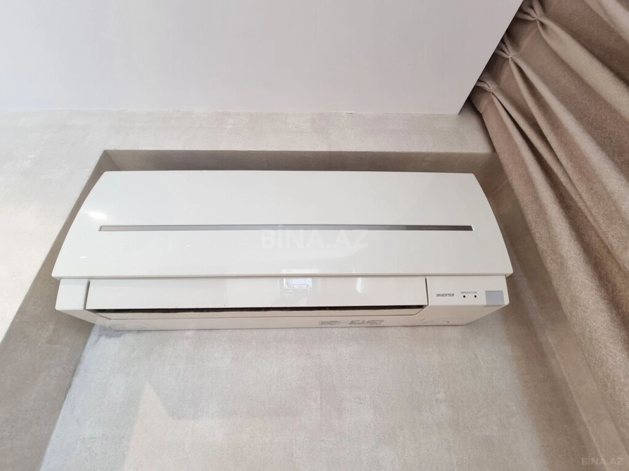 Satılır 3 otaqlı mənzil 143 m²