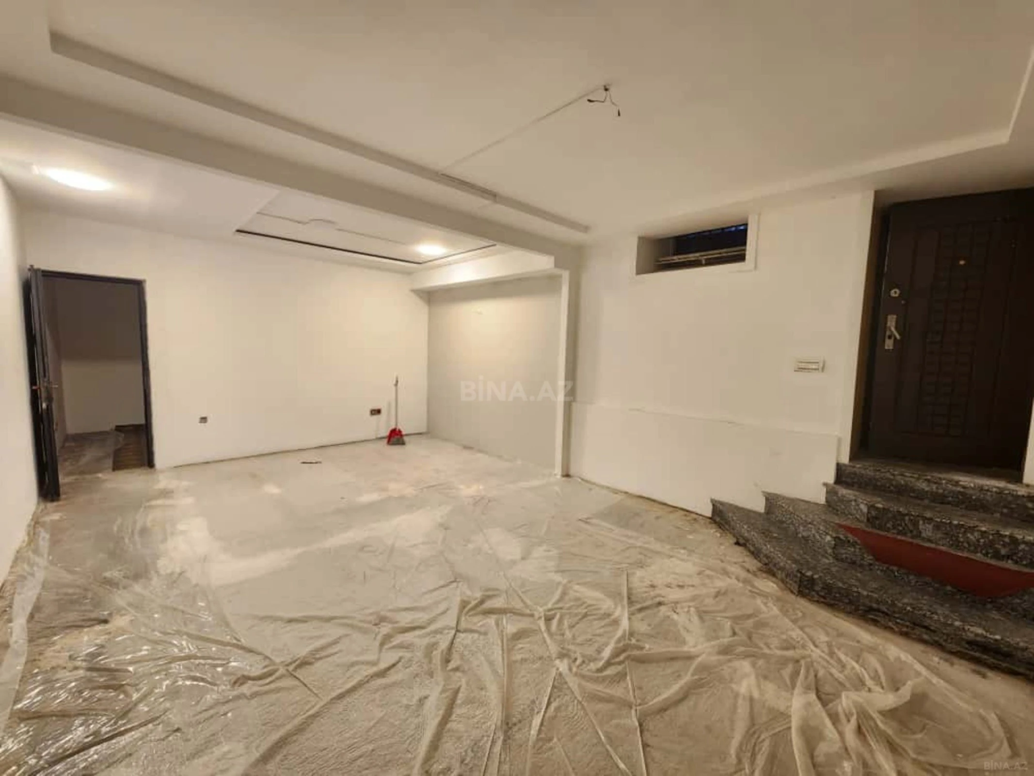 Satılır obyekt 74 m²