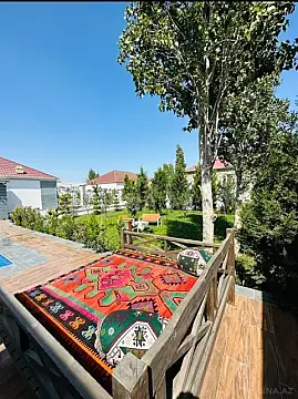 Kirayə verilir 5 otaqlı həyət evi 368 m²