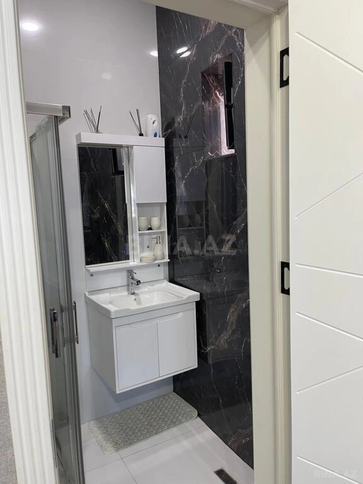 Satılır 4 otaqlı həyət evi 110 m²