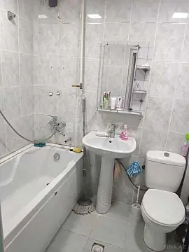 Satılır 2 otaqlı mənzil 45 m²