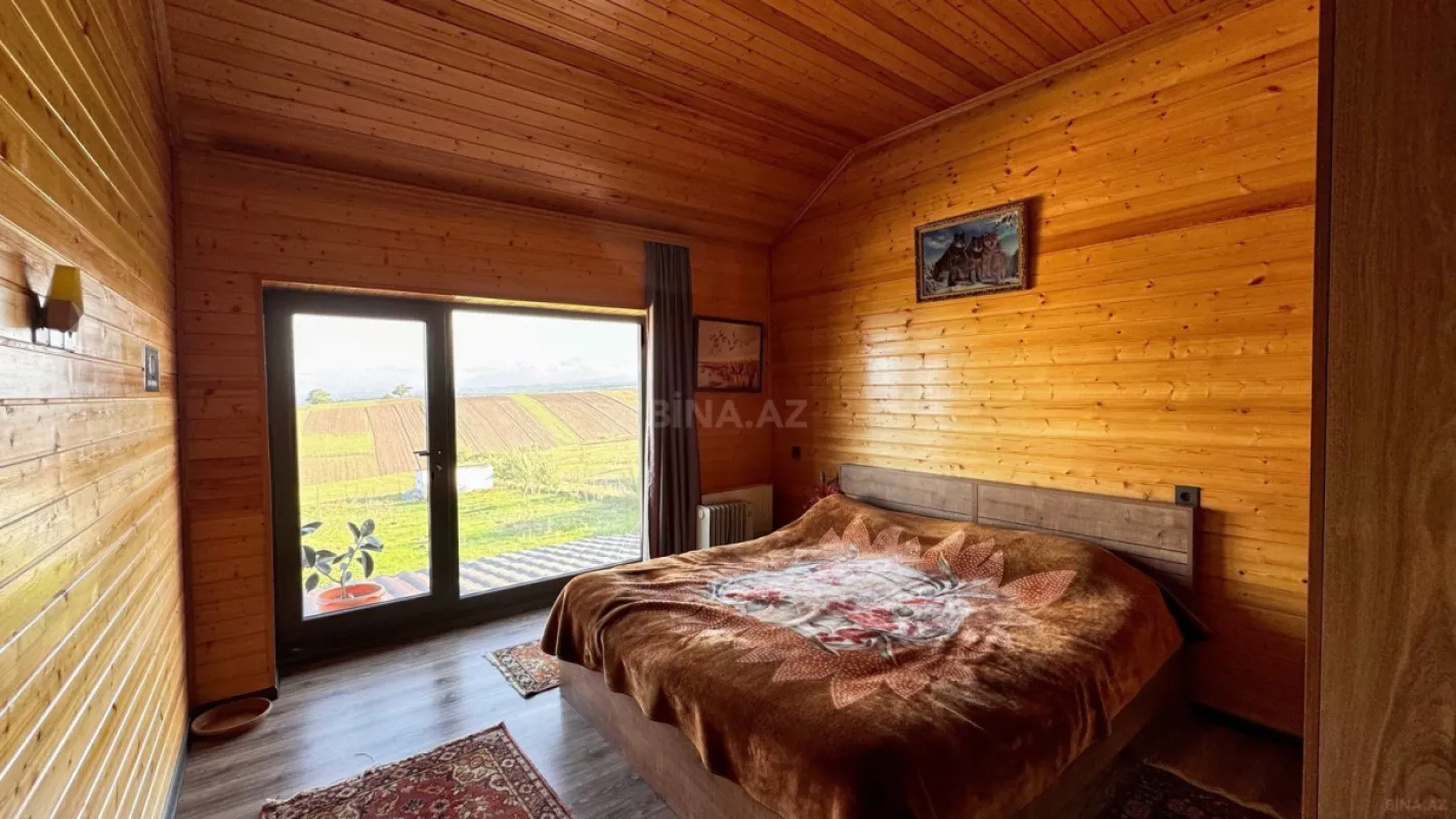 Kirayə verilir 4 otaqlı həyət evi 100 m²