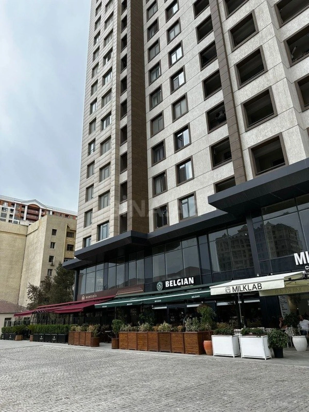 Kirayə verilir 3 otaqlı mənzil 120 m²