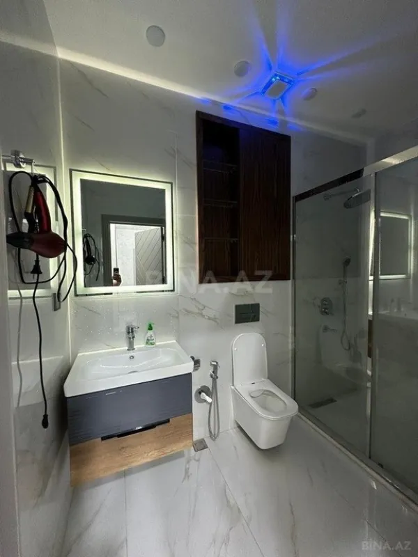 Kirayə verilir 3 otaqlı mənzil 120 m²