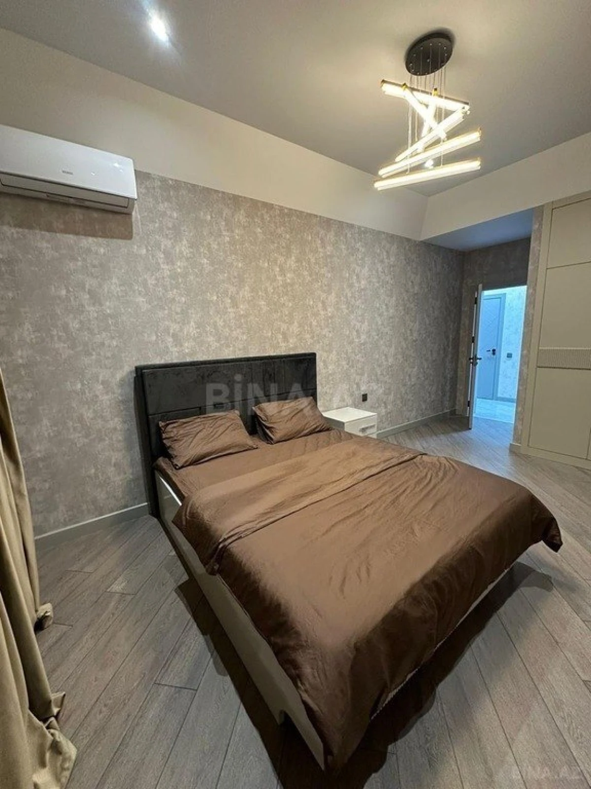 Kirayə verilir 3 otaqlı mənzil 120 m²