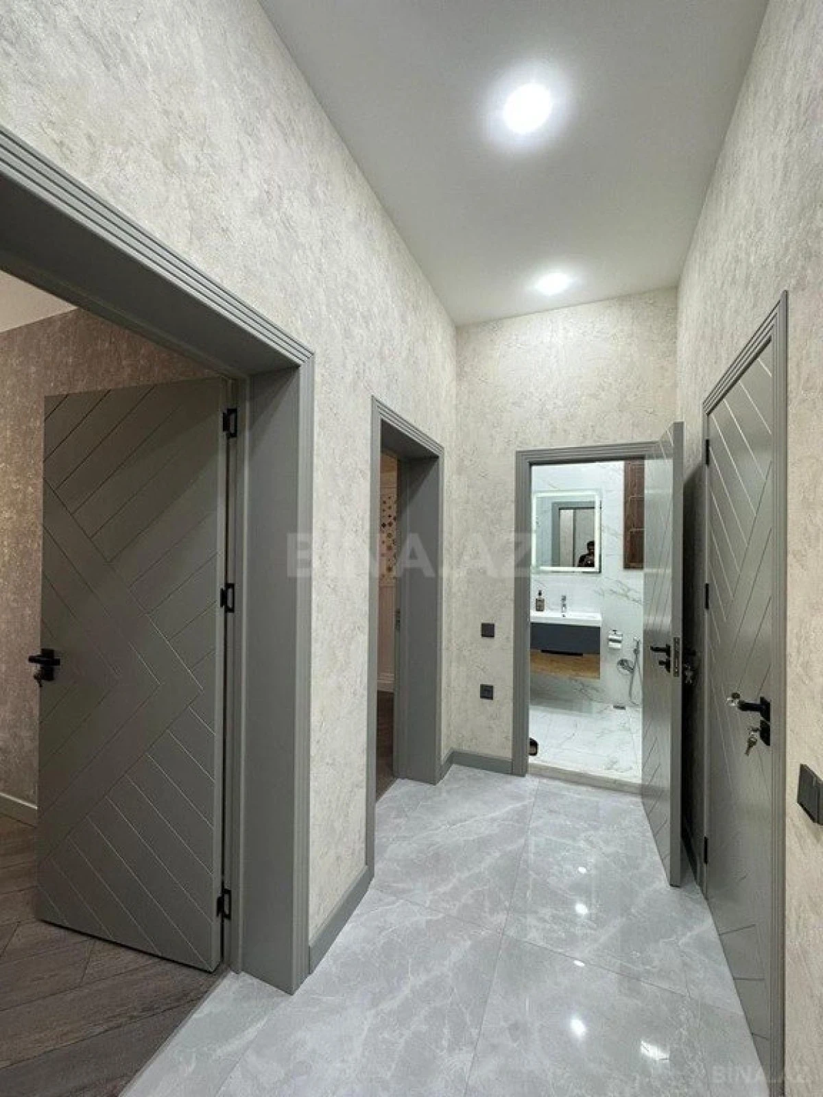 Kirayə verilir 3 otaqlı mənzil 120 m²