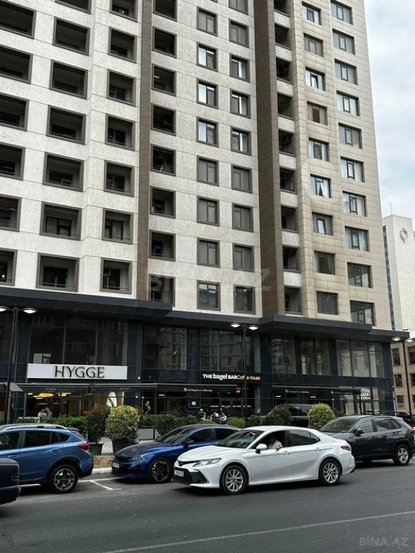 Kirayə verilir 3 otaqlı mənzil 120 m²
