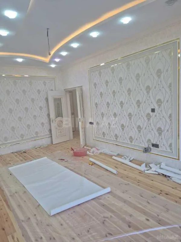 Satılır 4 otaqlı həyət evi 200 m²