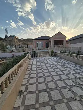 Satılır 4 otaqlı həyət evi 200 m² — Bakı, Fatmayı 4 otaq 200.00 m²