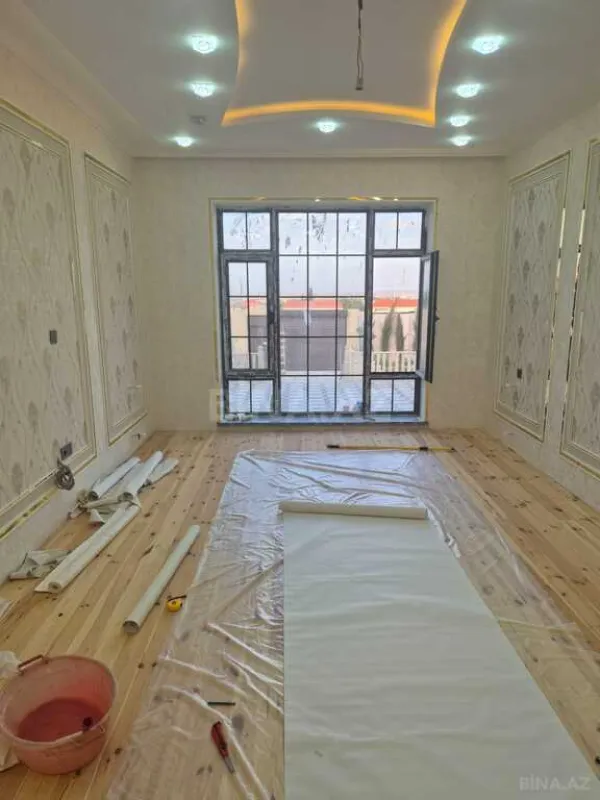 Satılır 4 otaqlı həyət evi 200 m²
