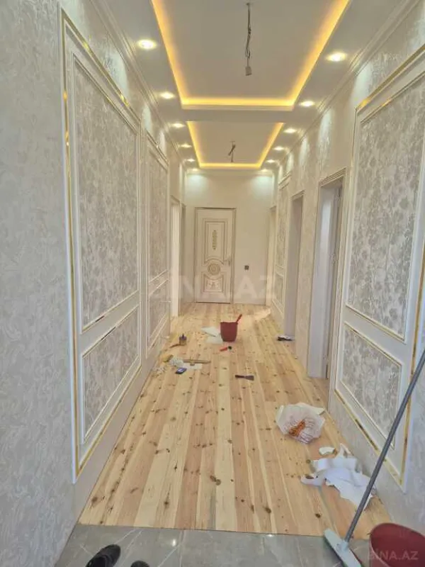 Satılır 4 otaqlı həyət evi 200 m²