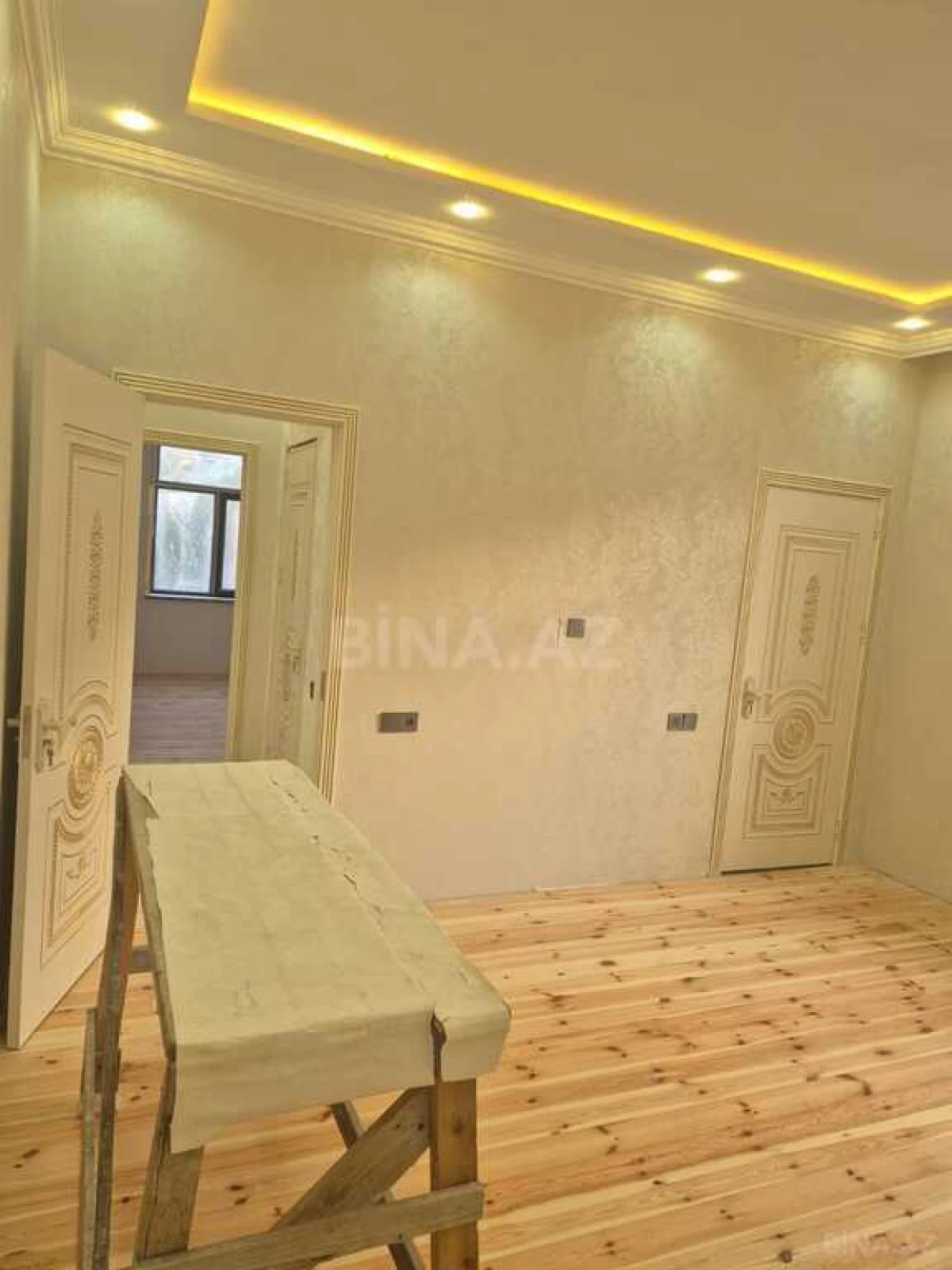 Satılır 4 otaqlı həyət evi 200 m²