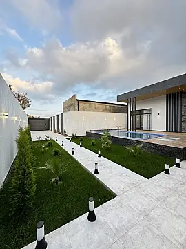 Satılır 4 otaqlı həyət evi 206 m²