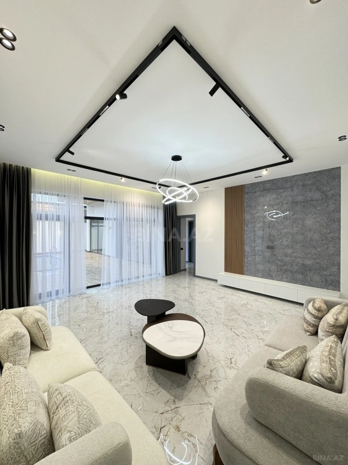 Satılır 4 otaqlı həyət evi 206 m²