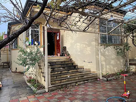 Satılır 5 otaqlı həyət evi 94 m²