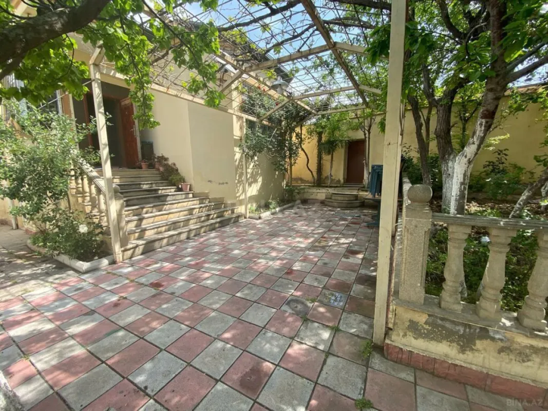 Satılır 5 otaqlı həyət evi 94 m²