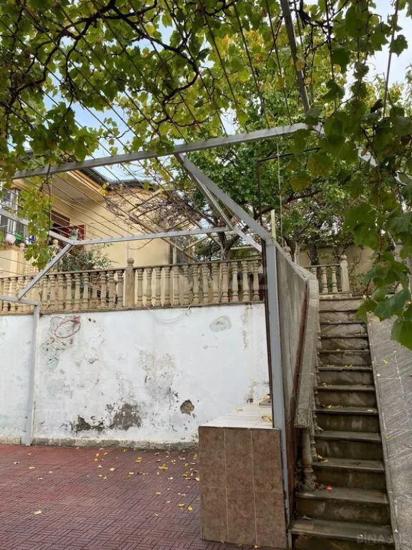 Satılır 5 otaqlı həyət evi 94 m²