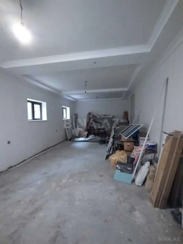 Satılır 9 otaqlı həyət evi 420 m²